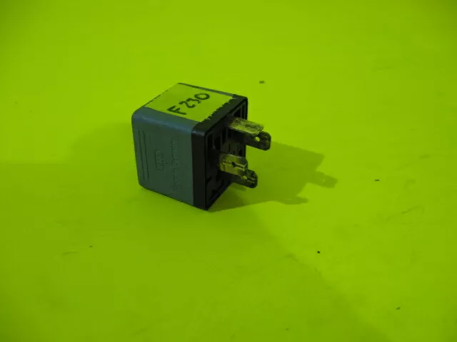 Relais Bosch 12V 30A BMW R45 R65 R80 R100 0332014454  relay