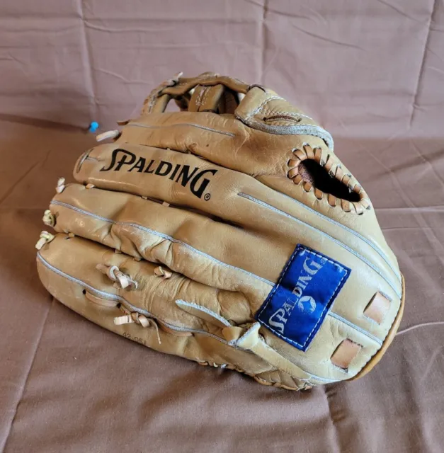 Spalding Baseball Glove 42-051 Canyon Competition Series Leather 12" RHT