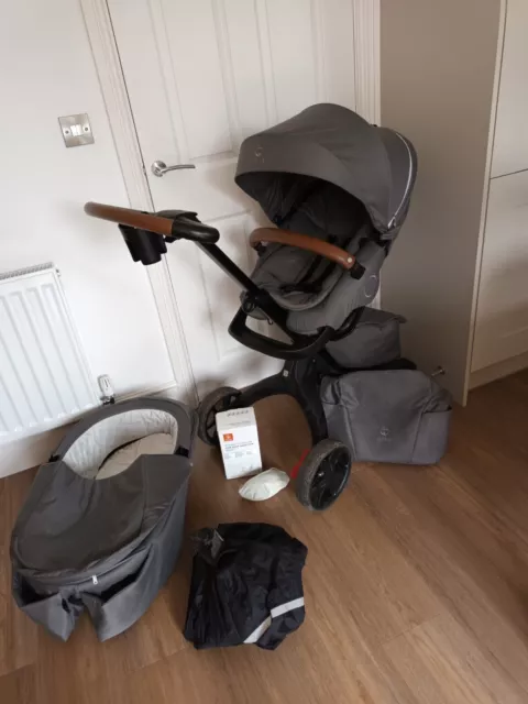 Stokke Xplory X Stroller+Carry Cot+Changing Bag+Cup Holder+Rain Cover+Adapters