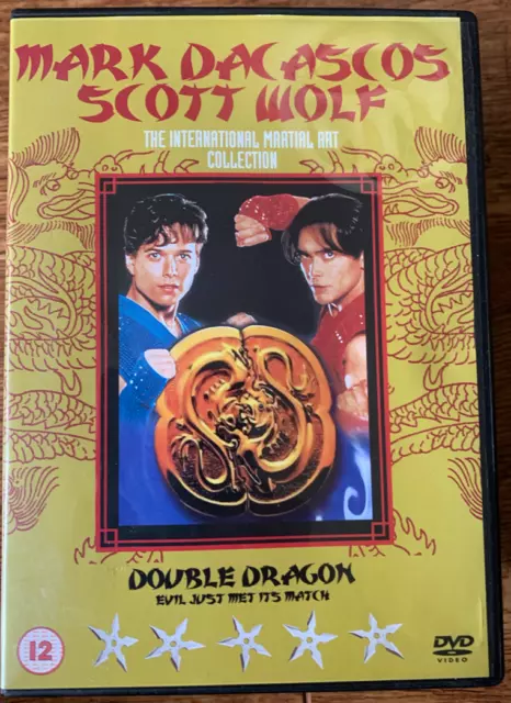 Original Film Title: DOUBLE DRAGON. English Title: DOUBLE DRAGON. Film  Director: JAMES YUKICH. Year: 1994. Stars: SCOTT WOLF; MARK DACASCOS.  Credit: COLUMBIA TRI STAR / VOLLICK, TOM / Album Stock Photo - Alamy