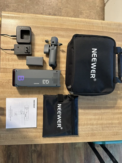 NEEWER Q3 200WS 2.4G TTL Flash Strobe 1/8000 HSS Cordless Monolight