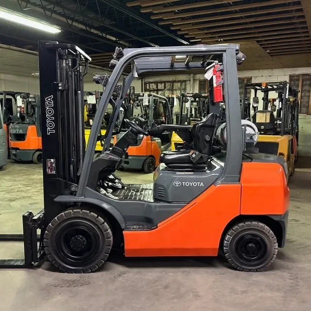 2017 Toyota 8FGU25 5000lbs Used Pneumatic Forklift LP Gas Sideshift 4532 Hours