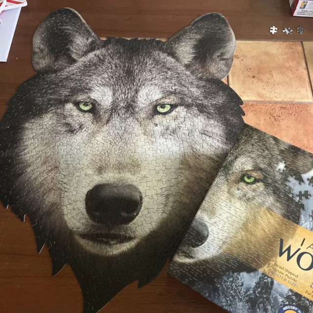 Complete I AM WOLF 300 Piece Animal Head-Shaped Jigsaw Puzzle 14" x 19" ages 10+