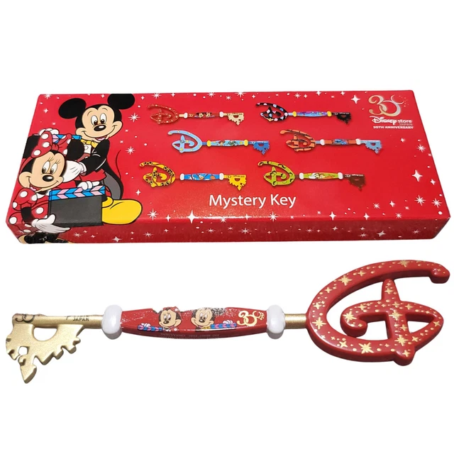 DISNEY JAPAN STORE 30th Anniversary Collectible Key Mickey & Minnie