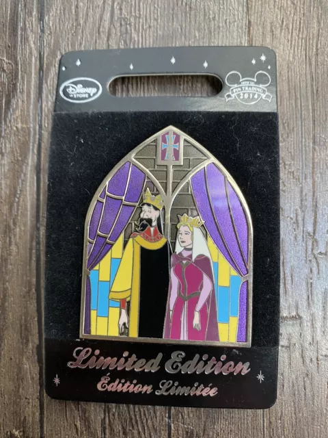 Disney Store UK Sleeping Beauty Stained Glass Window King & Queen LE 800 Pin