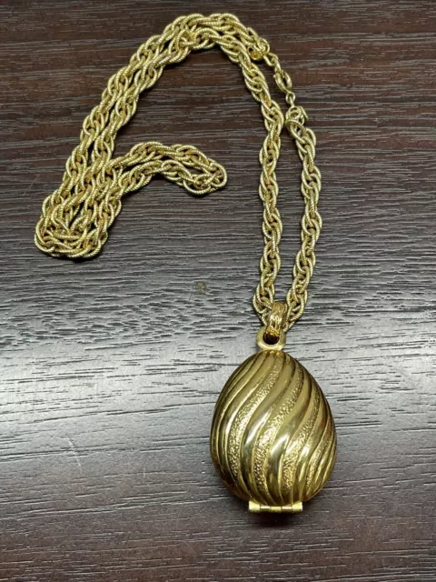 Avon GOLDEN CHARMER Vintage Solid Perfume Glace Egg Locket Necklace