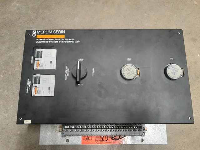 A9E18073 - Changeover switch - iSSW - 1 C/O - 20A - 250 V AC