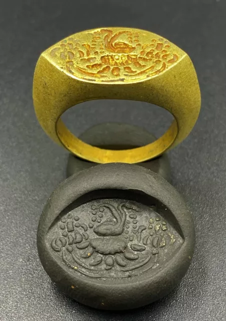Antique Gold Jewelry Ring With Signet From Ancient Pyu Period From Burma 18 K