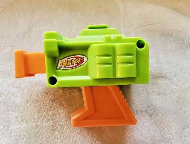 Nerf Zombie Strike Disc Launcher Green Hasbro Burger King Toy Great Condition!