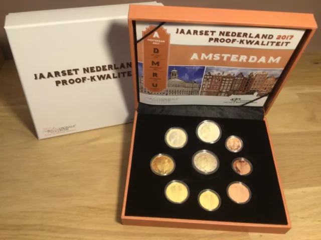 Coffret série BE Pays-Bas 2017 9 pièces avec 2 euro colorisée ! Rare 2