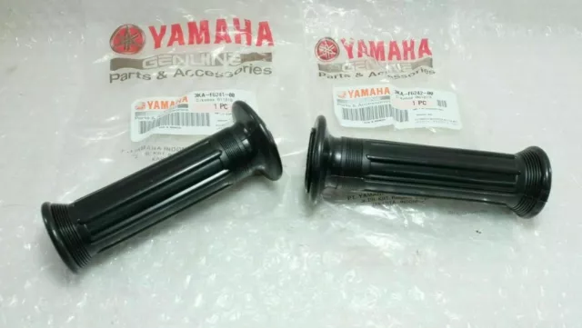 Pair YAMAHA HANDLEBAR GRIPS RX115 RXS RXK RXS100 YB100 SR125 YZ50 YZ60 DT50 RD50