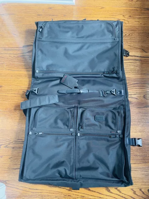 Tumi Alpha Classic Bifold Garment Bags - Black