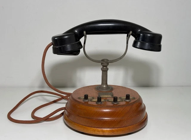 Téléphone Ancien Bakélite Noire Modèle BL-BC AOIP Très Bon état
