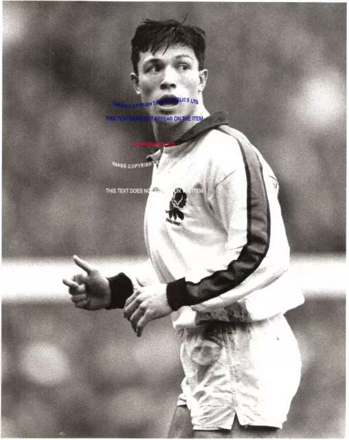 Tony Underwood - ENGLAND black & white 10"x8" (26 x 20cm) RUGBY PHOTOGRAPH