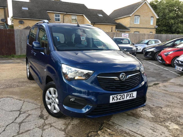 Vauxhall Combo Life Vauxhall Combo Life 1.2 Turbo Energy Euro 6 (s/s) 6 Seat
