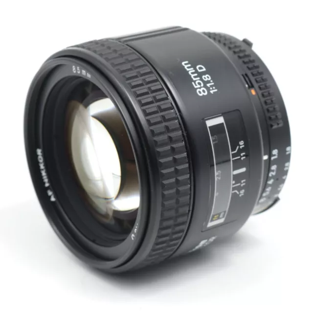 【Near Mint】Nikon AF Nikkor 85mm f1.8 D Portrait Prime Lens for F Mount