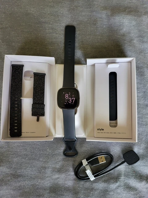 Fitbit versa sale extra bands