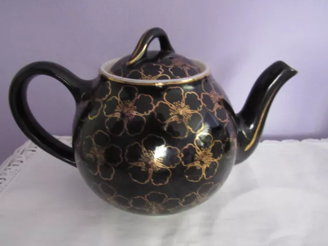 Hall Black and Gold 6 cup teapot dogwood floral pattern