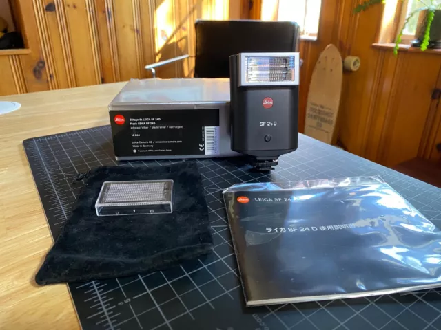 Near Mint in Box - Leica SF 24D Flash 14444 TTL