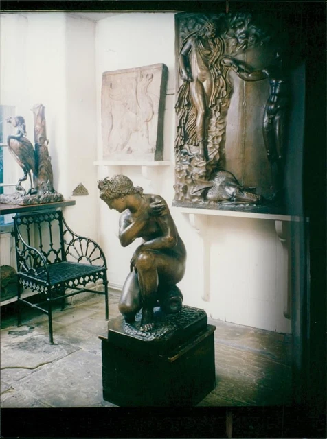 Sir. john sloanes museum: a cast of venus at th... - Vintage Photograph 1672500
