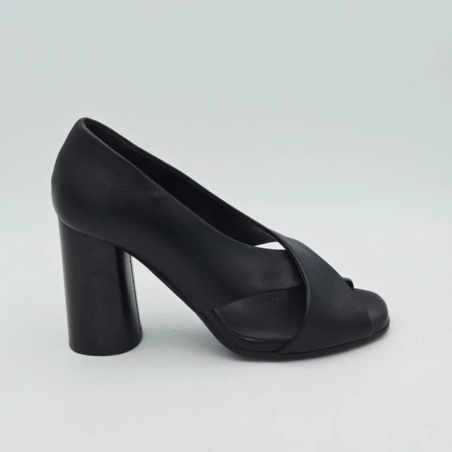Escarpins GIANNI MARRA Peep-toe Noirs - Taille 36 - Talon 10cm - Cuir - Occasion