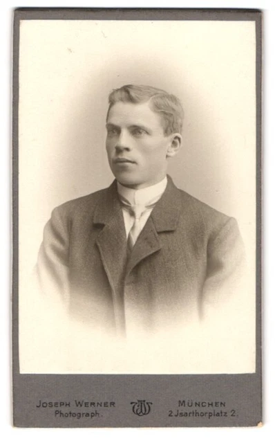 Fotografie Joseph Werner, München, Isarthorplatz 2, Junger Mann mit schönen Aug