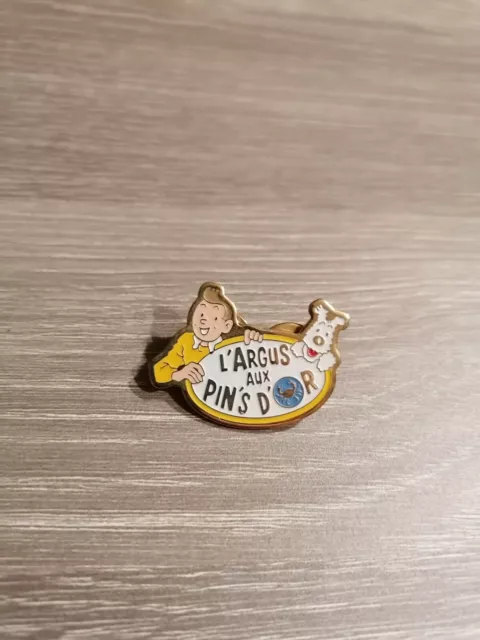 Pin's TINTIN  (publicitaire pins ML haddock milou tournesol hergé dupond corner)