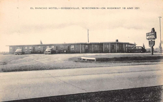 Dodgeville Wisconsin El Rancho Motel, Outside View TT2159 Vintage Postcard