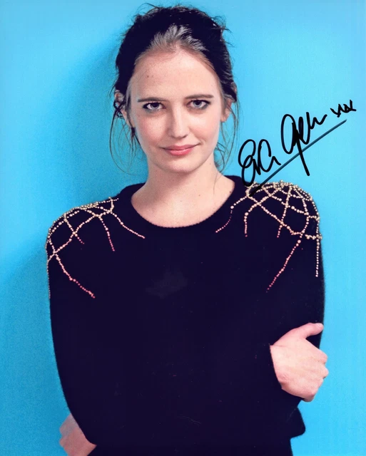 A fantastic 10x8 Autographed Photo of Eva Green & CoA