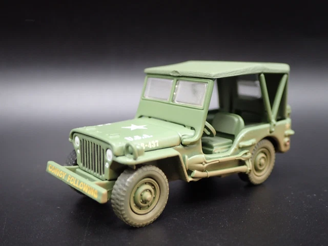VINTAGE GONIO 1:24 WWII US Willys Jeep MB métal moulé sous pression