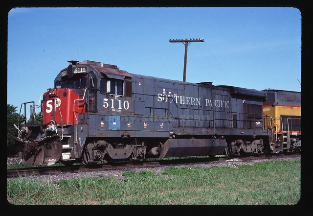 Original Slide - SP Southern Pacific 5110 B23-7 Houston TX 10-9-05