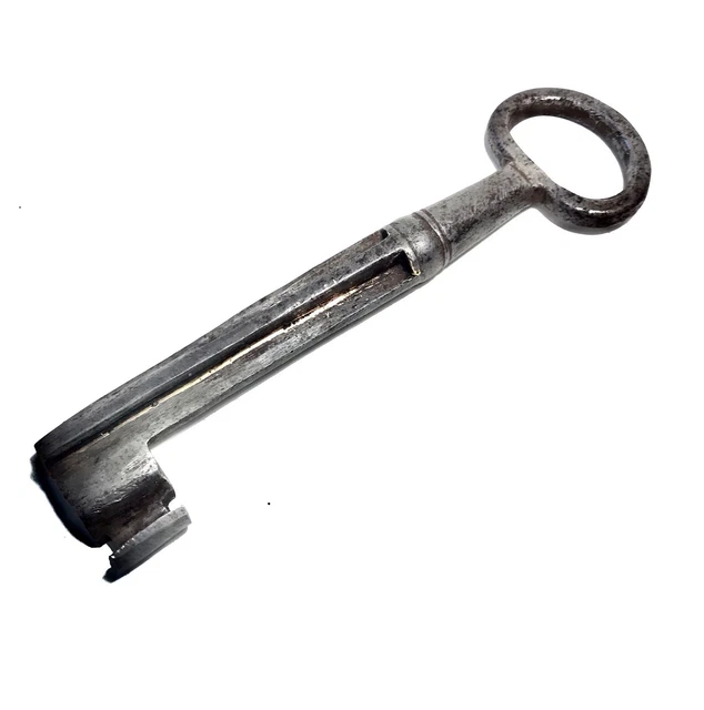 OUTIL ANCIEN TRES Gros Cadenas En Fer Forge + Cle EUR 24,90 - FR