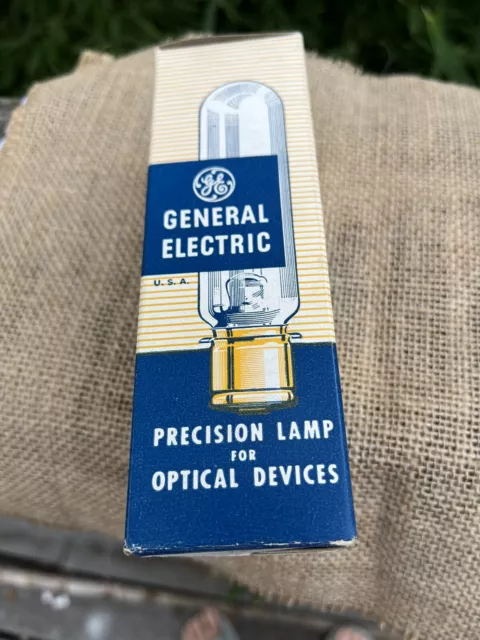 Vintage Bell & Howell Precision Lamp for Optical Devices by General Electric