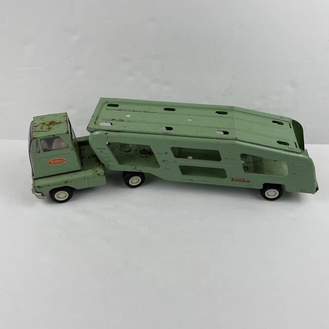 VINTAGE 1960S TONKA Pressed Metal Toy Car Carrier, "Tonka Motor