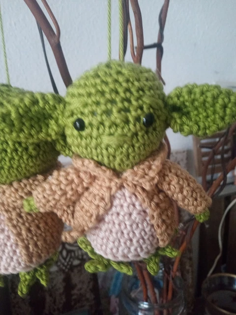 Baby Yoda ,Amigurumi Puppe gehäkelt 10cm Top Qualität Geschenk Handarbeit NEU