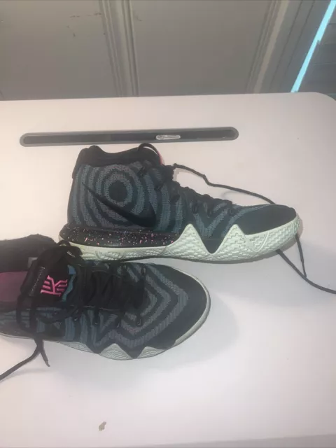 SIZE 9.5 Nike KYRIE 4 80 s Decades Pack Basketball Shoes Men s