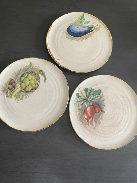 World Market 9.5" Plate Set of (3) Eggplant /Artichoke/Redish  Made in Italy