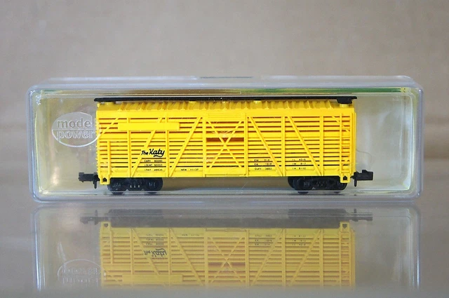 Dinky Toys Fiat 2300 Station Wagon - Miniature Collection Très Bon état