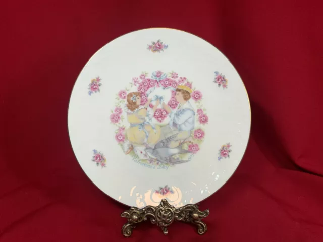 NEW Vintage Royal Doulton Valentines Day 1977 Collector Plate 8.25" Original Box