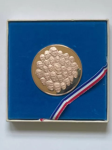 1976 The Franklin Mint Bicentennial Presidential 2,000 Grains Bronze Medal