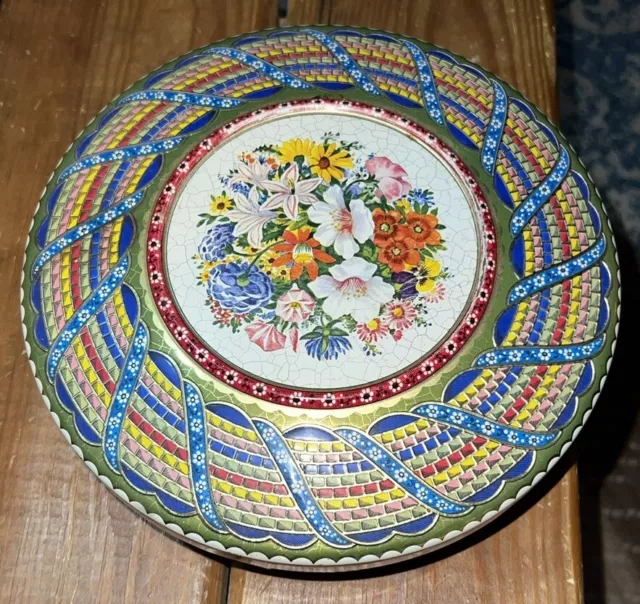 Vintage Metal  Floral Tin Made In Holland 8.5” Diameter