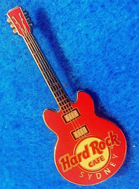 SYDNEY 3 STRING RED GIBSON CORE GUITAR SERIES Hard Rock Cafe PIN PICK HOLOGRAM