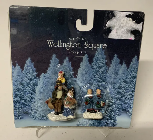 VTG Wellington Square  Collectible Christmas Village Figurines New Old Stock