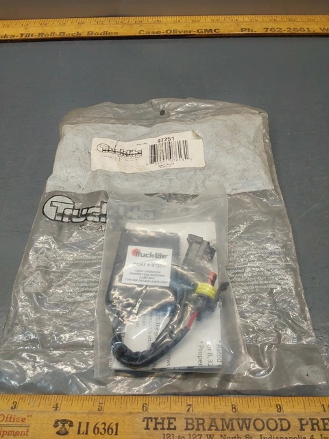 NOS Genuine Truck-Lite 97251 LED Strobe Flasher Module, 12/24V.