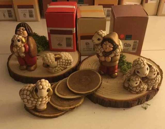 THUN PRESEPE CLASSICO: Set Pastori C Agnello V Rossa + Pecorelle 5 PEZZI!!!
