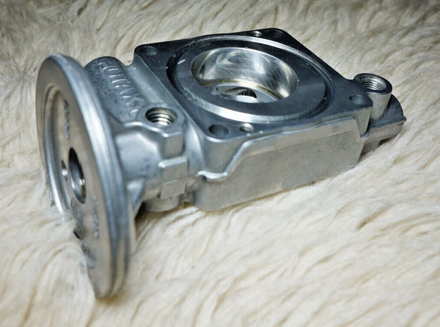 Rotax 912 914 Engine Original 911-815 Oil Pump Housing  New.