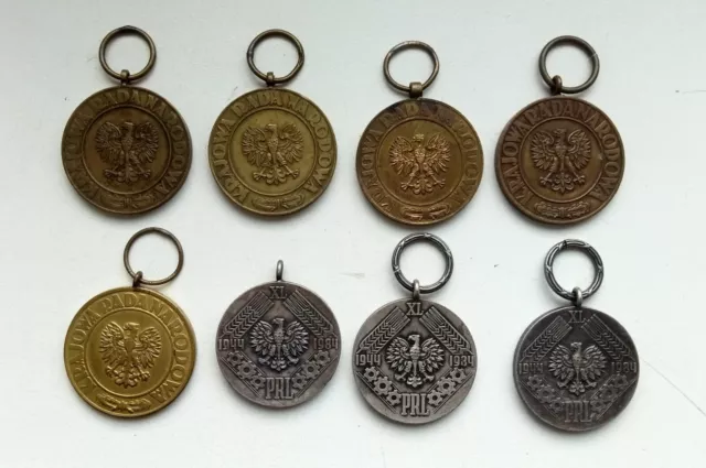 1945 Polnische Orden Sammlung "40 Jahre", "Sieg und Freiheit" - Silber Medaillen