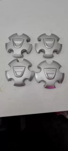 Dacia on sale duster hubcaps