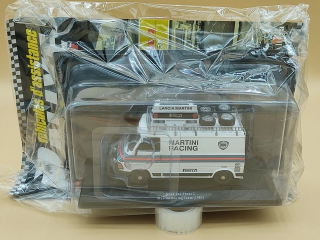 Volkswagen VW LT 28 rally assistance Martini Racing au 1:43 de IXO