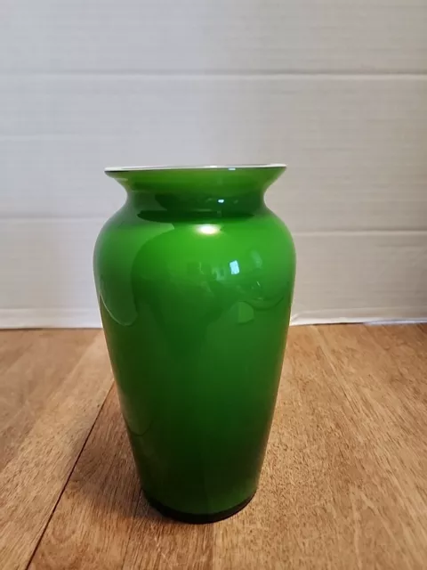Vintage Mid Century 6.5” Green Cased Art Glass Vase